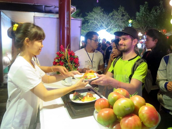 Nhiều món ăn độc đáo, mới lạ
