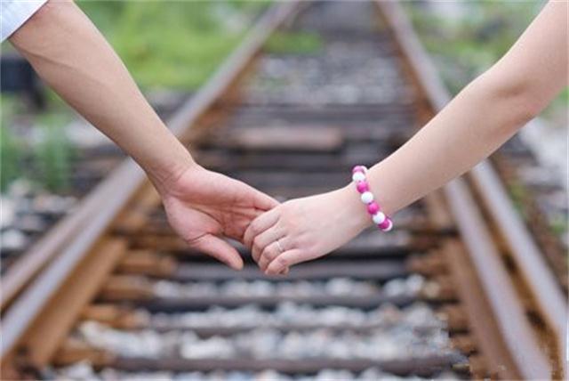 Du lịch cùng người mình yêu với vé máy bay khuyến mãi