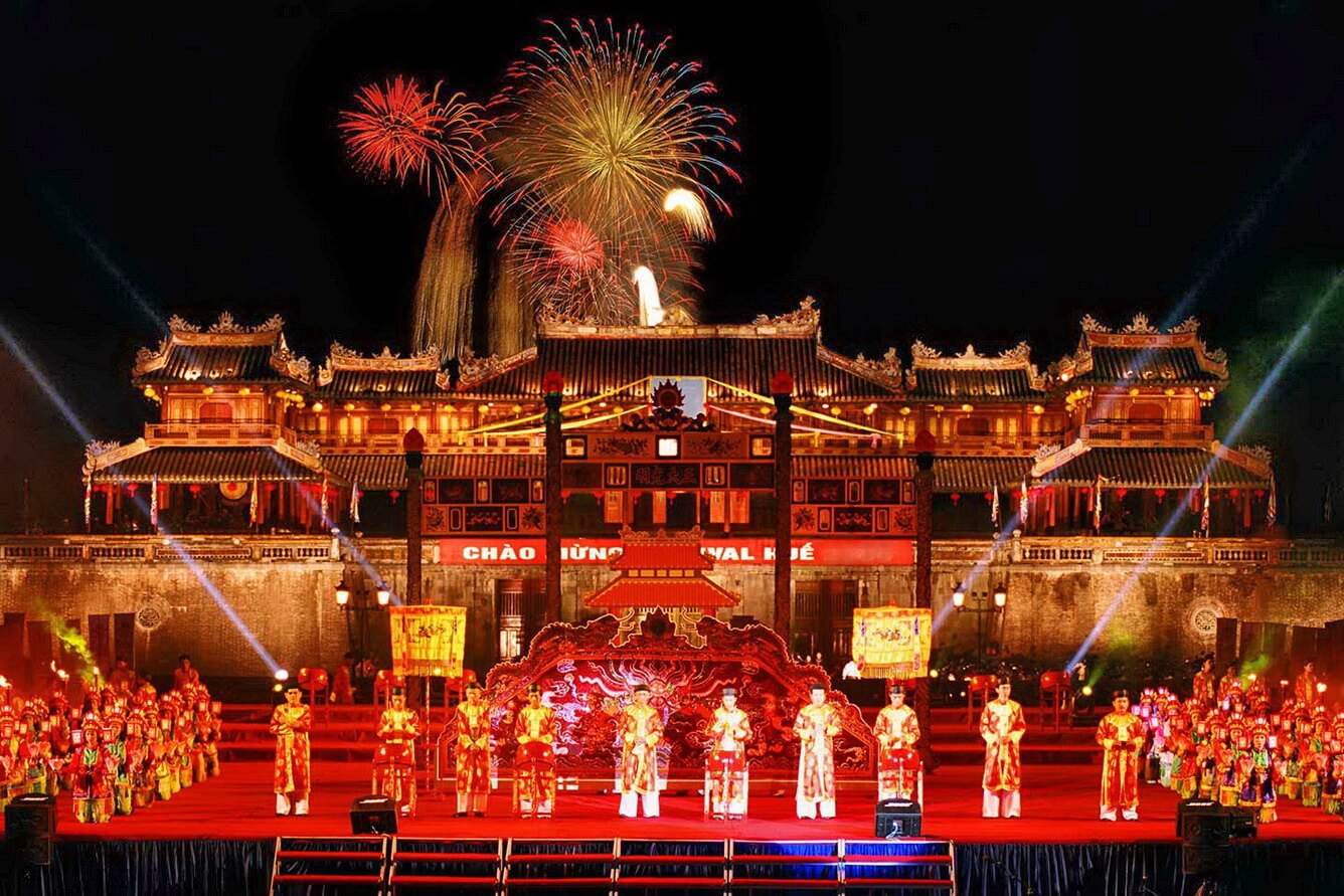 Vé máy bay giá rẻ đi Huế