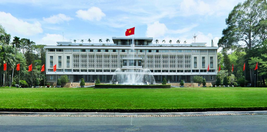 Vé máy bay Huế đi Sài Gòn