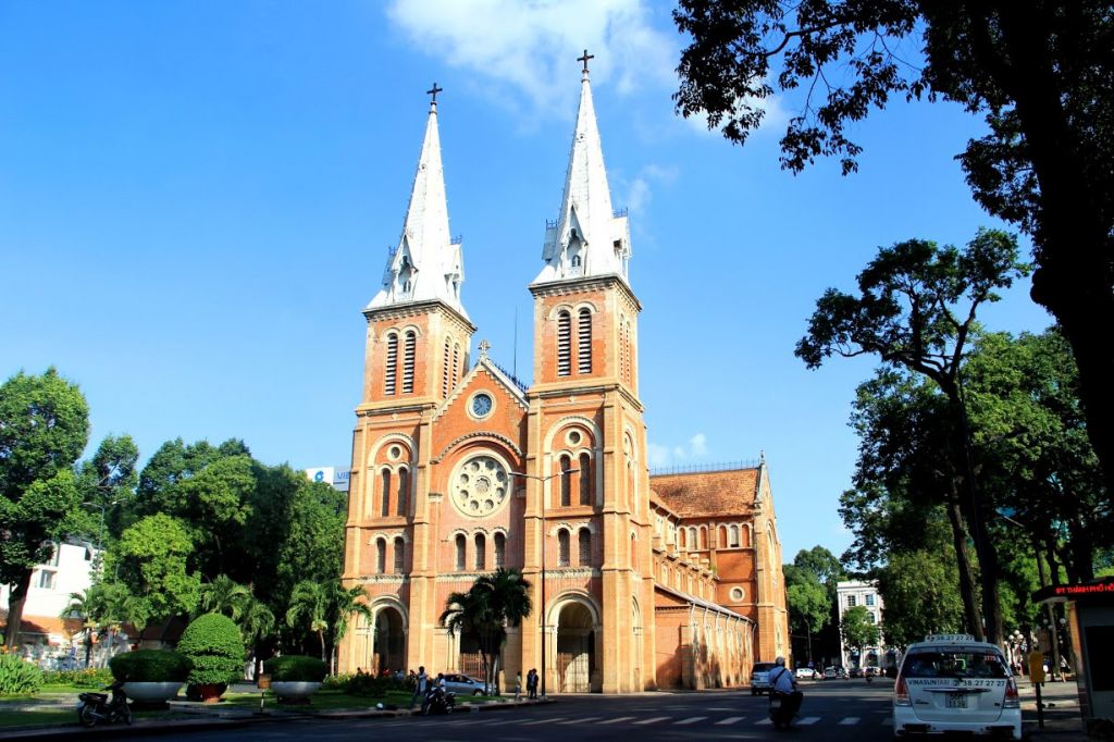 Vé máy bay Buôn Ma Thuột đi Sài Gòn
