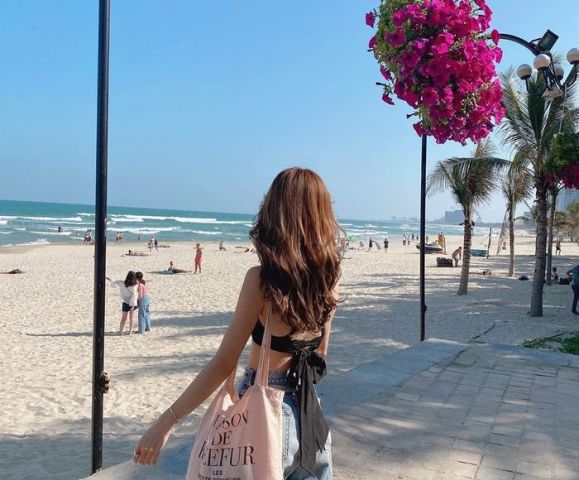 Săn vé máy bay giá rẻ tháng 1 khám phá Đà Nẵng